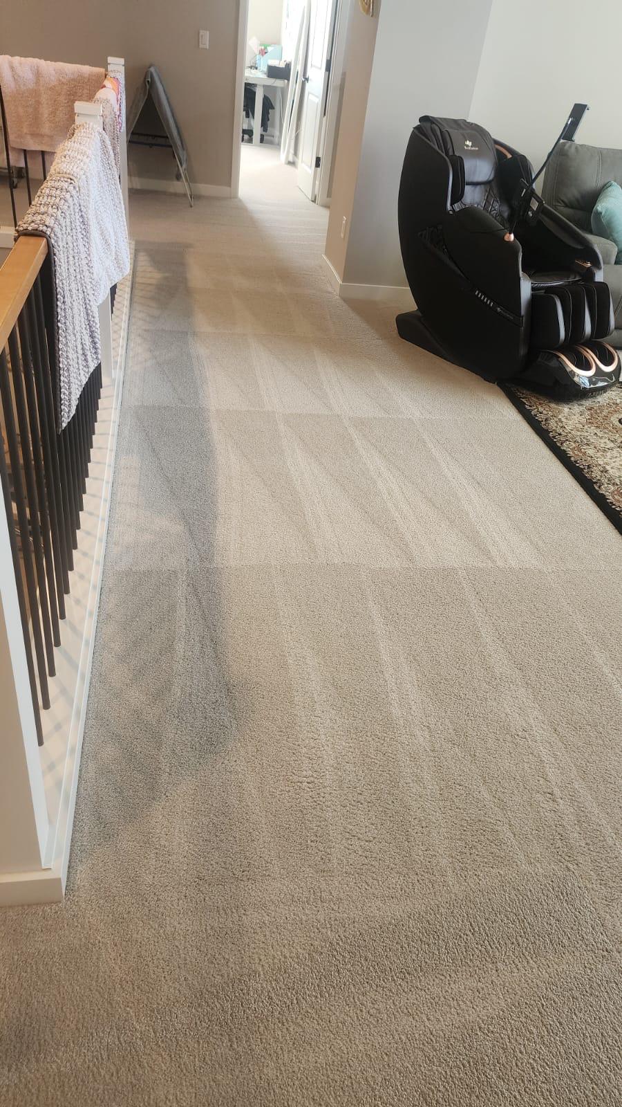 Sala limpia y ordenada